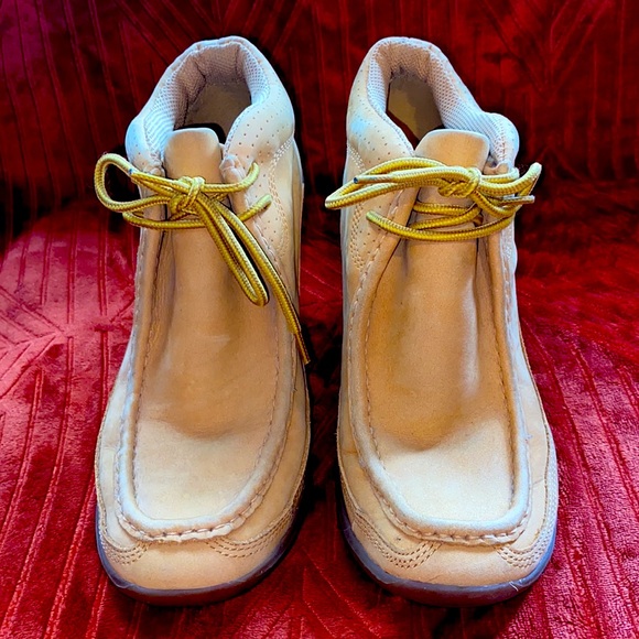 7.5 leather-upper heeled boot/loafer by Bakers - Picture 2 of 5